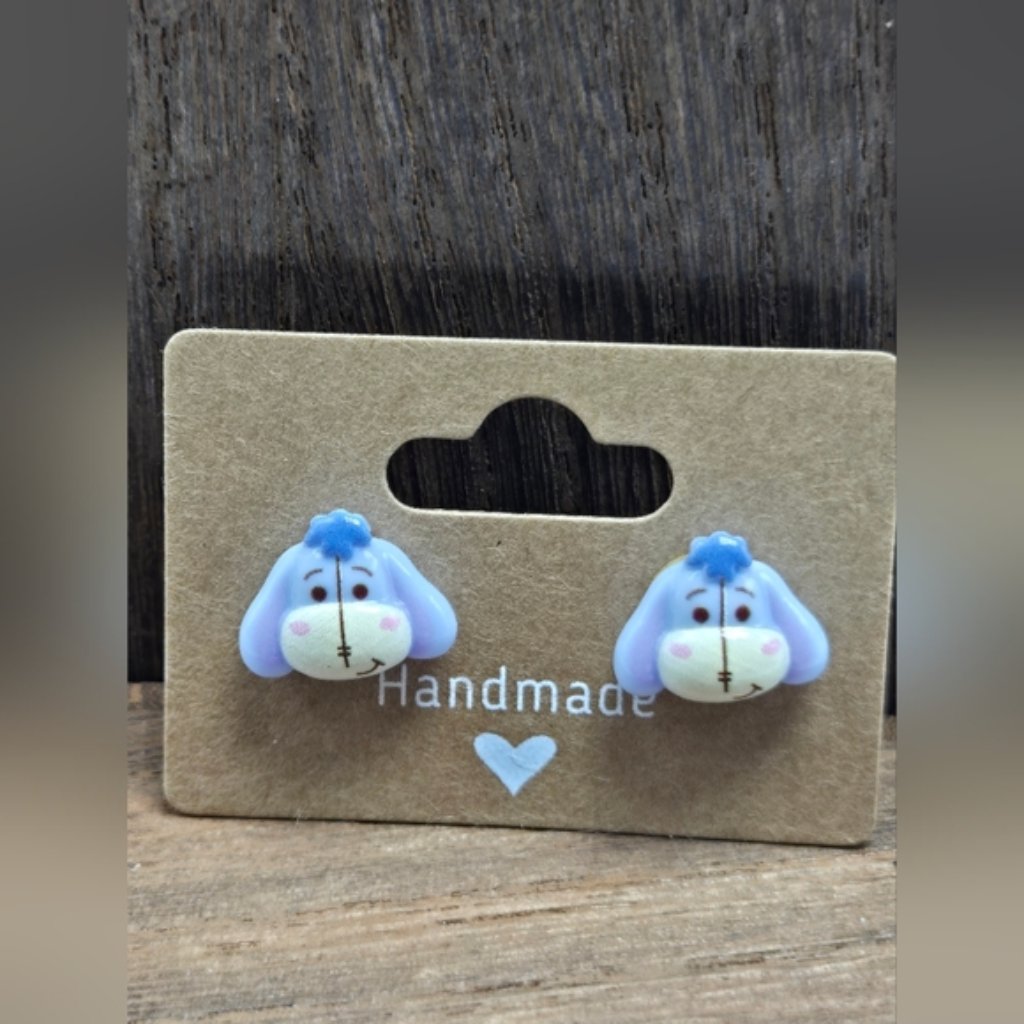 Disney Eeoyre Earrings Pierced Winnie The Pooh Stud Jewelry Light Weight Nwt 15$